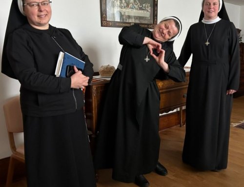 On front lines of war, Basilian sisters bring the presence of God