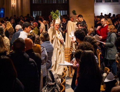 From searching to belonging: Record Easter baptisms in France reflect personal journeys of faith