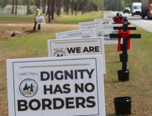 Faithful sing, pray, walk in solidarity with detained immigrants in Florida to bring them hope