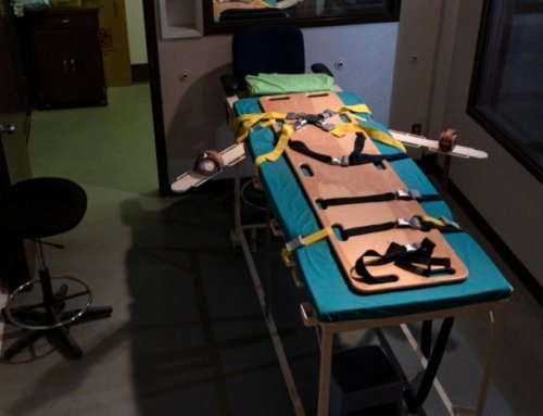 Pope Leo encourages death penalty abolitionists as Trump DOJ brings back firing squad, electric chair