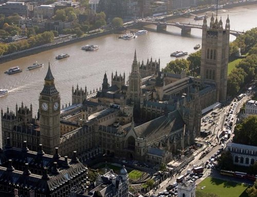 UK Church looks with cautious hopes to Catholic prime minister candidate