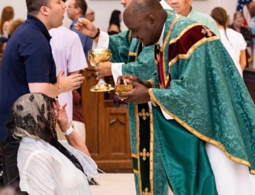 2 apostles of Sacred Heart meet in Denver; thousands venerate St. Margaret Mary Alacoque relics