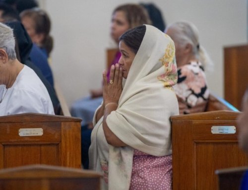 At Houston Mass, candlelight vigil, faithful honor slain immigrant, grieve and call for justice