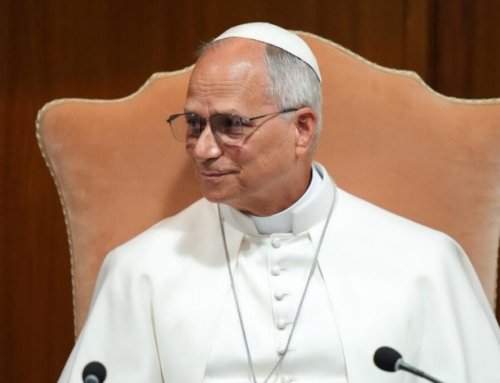 Washington Letter: Trump pushes ahead on AI in face of ongoing concerns from Pope Leo, voters