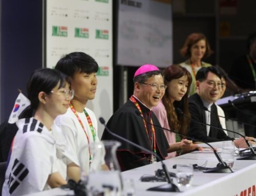 Pope invites youth to bring wounds, dreams to Seoul as WYD registration opens