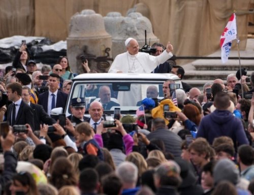 Catholics must engage with modern culture, not reject it, pope says